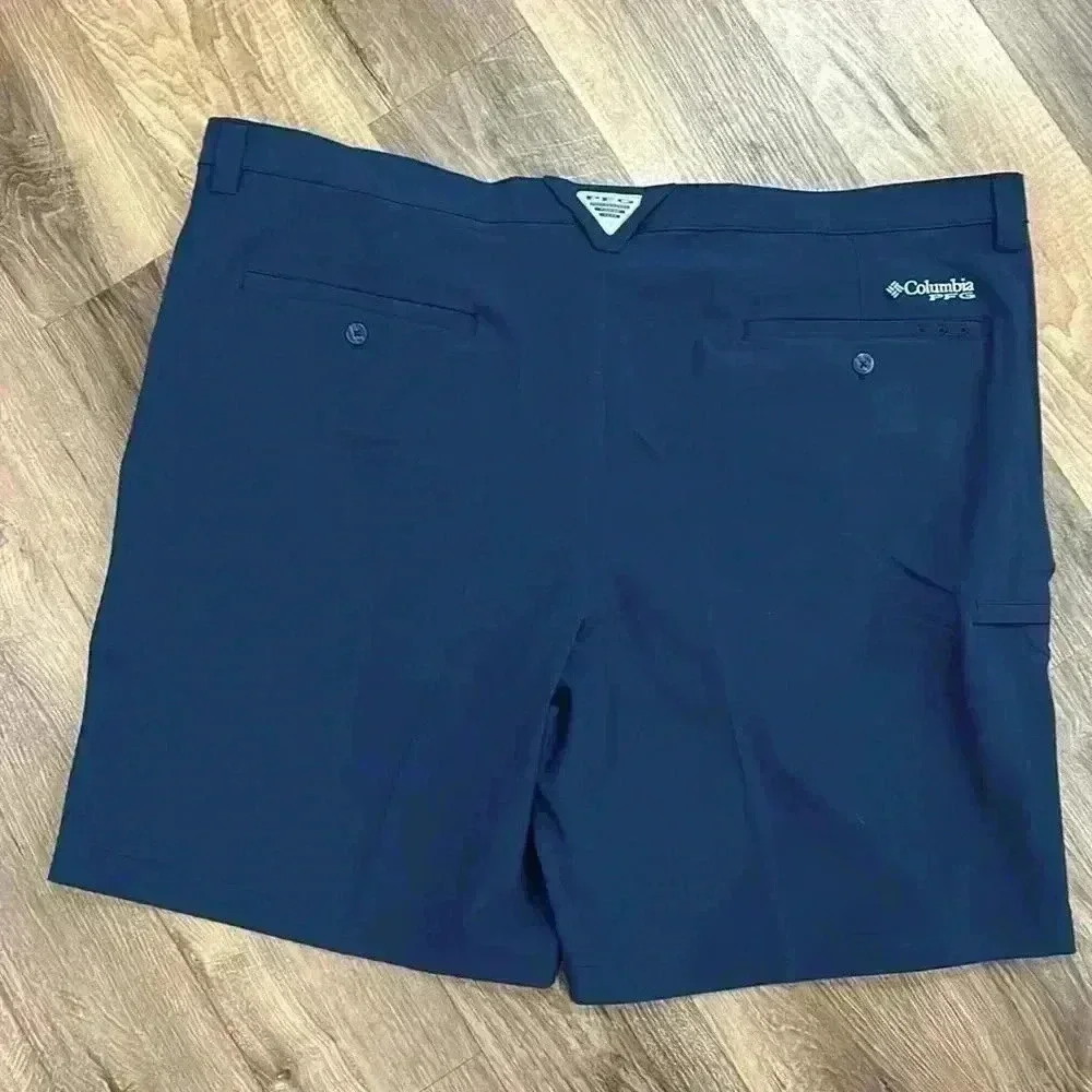 NWT Columbia PFG Omni-shade shorts Men’s size 48. Navy UPF 50 sun protection